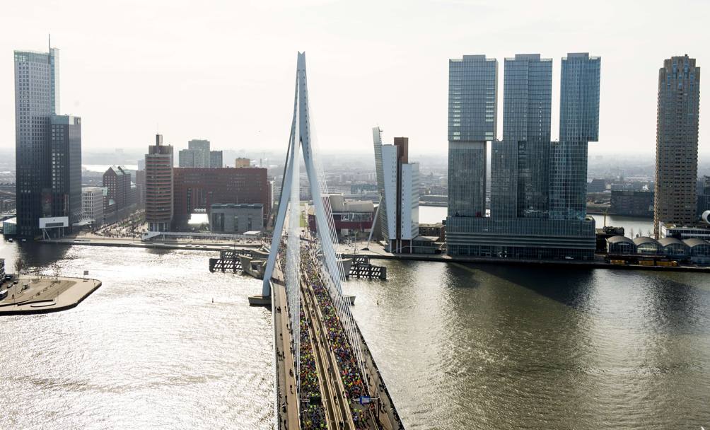 La maratona di Rotterdam in Olanda (Afp)